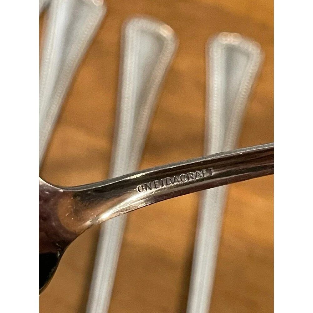 10 pc Oneida NEEDLEPOINT Stainless long iced teaspoons